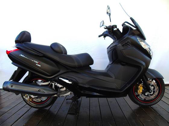 DAFRA MAXSYM 400i 